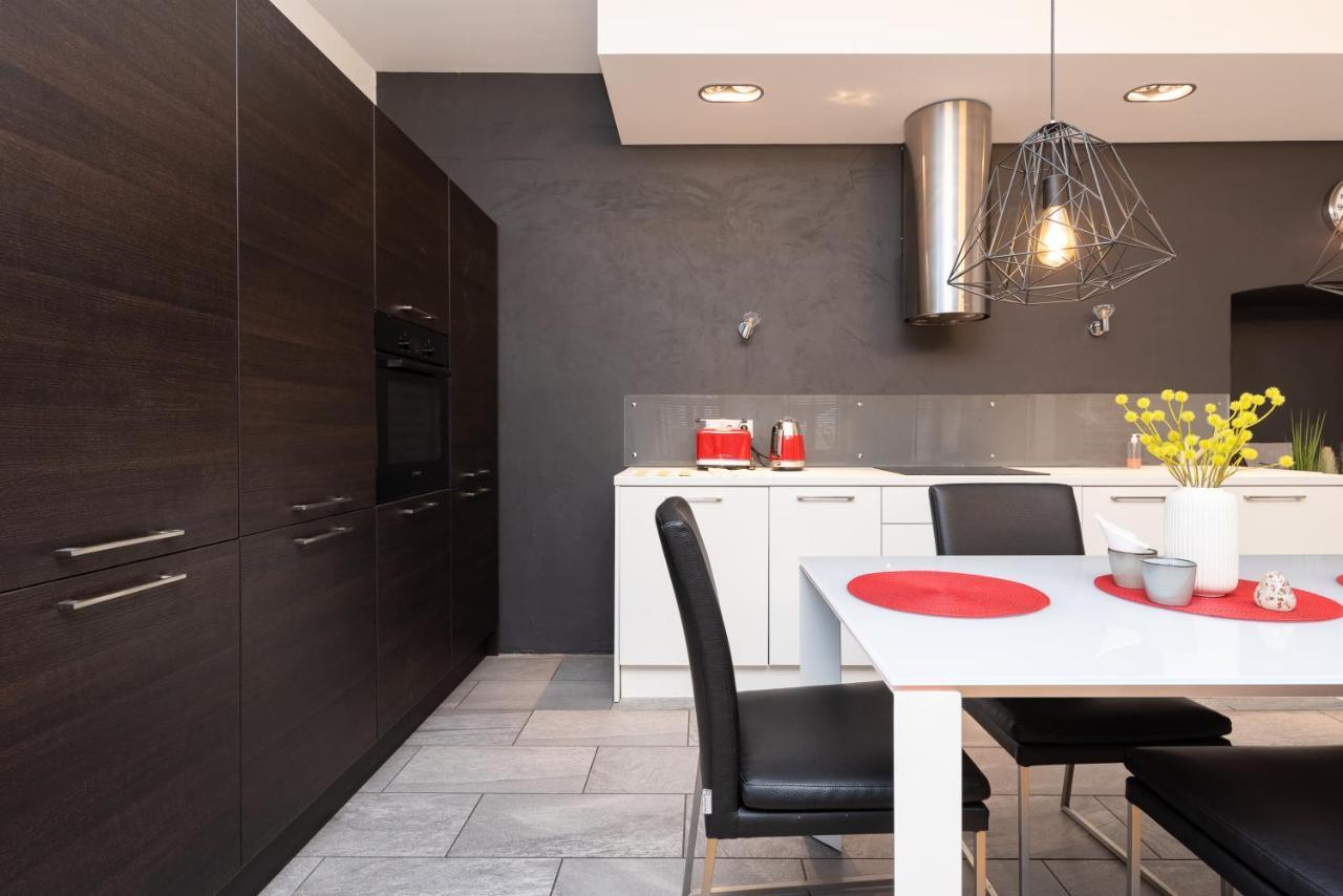 Stylish Apartment With Parking In Telliskivi Tallinn Ngoại thất bức ảnh